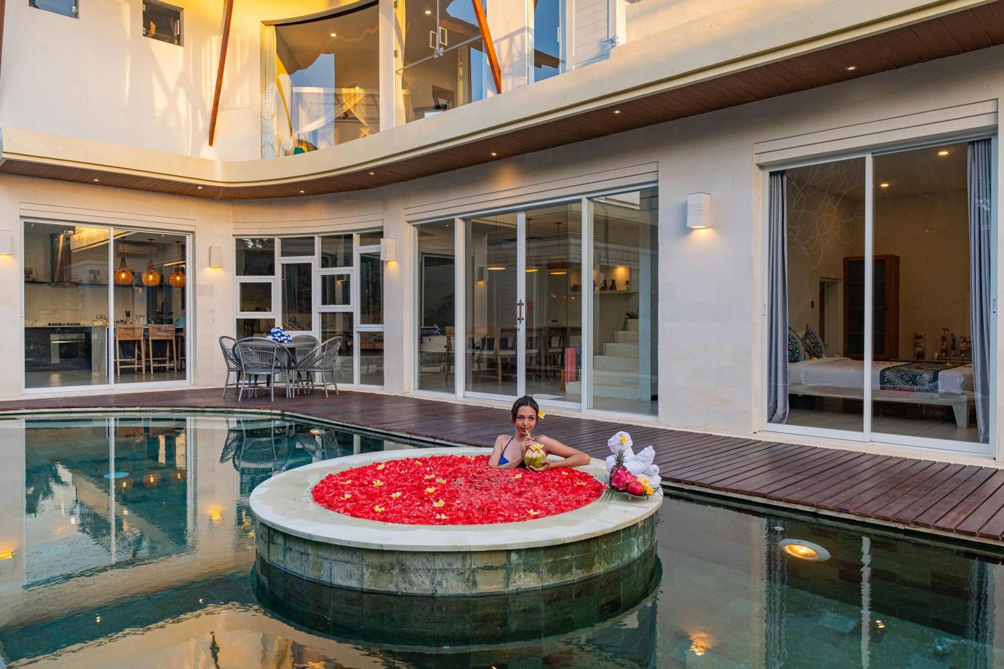 Villa Luxury - K -